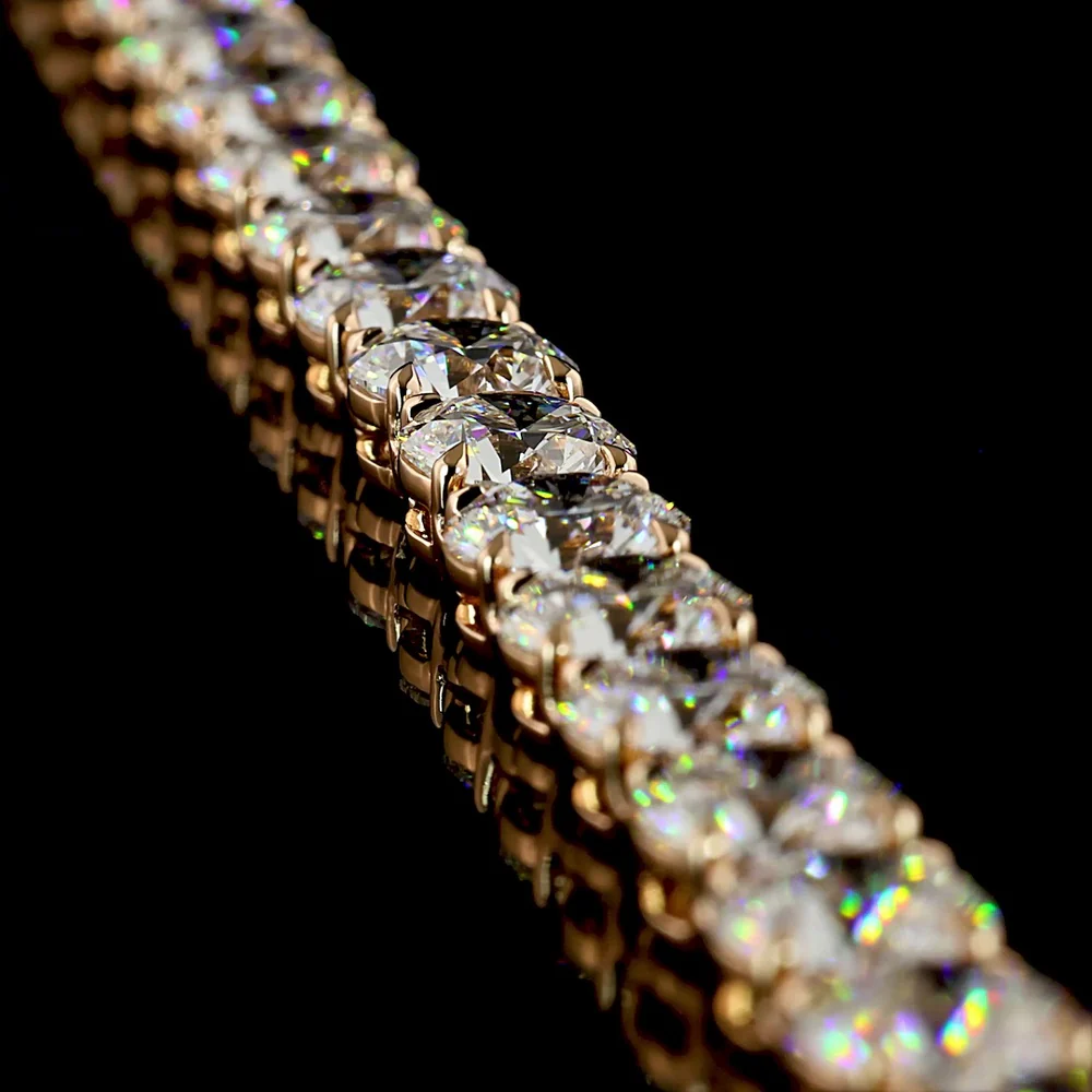 14K Rose Gold 85.73 Carat Tennis Necklace with 84 Prong-Set Round Lab Diamonds E-F VVS2 - Covaloro Fine Jewelry - Image 3