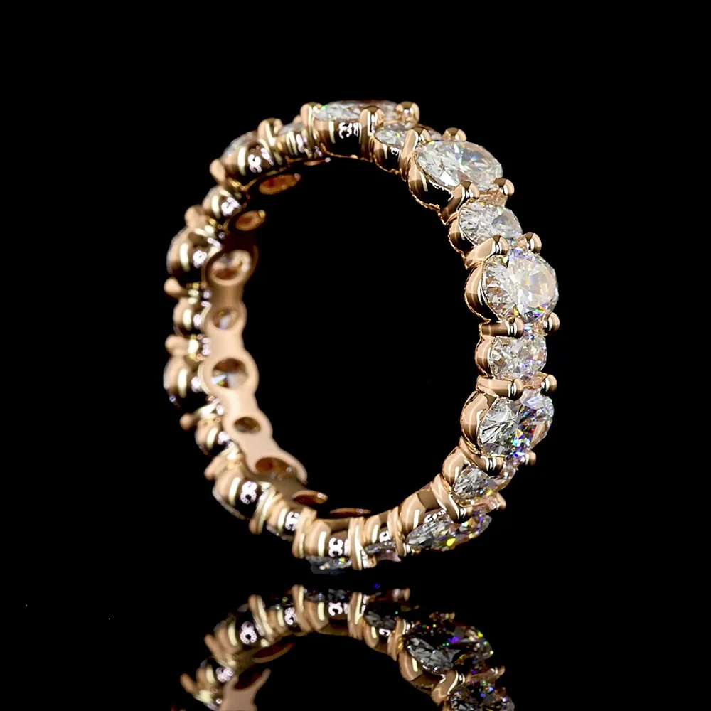 14K Rose Gold Eternity Band with Alternating Oval Cut Lab Diamonds - 2.78 Carats Total Diamond Weight, D-E Color VS1 Clarity - Covaloro Fine Jewelry - Image 3