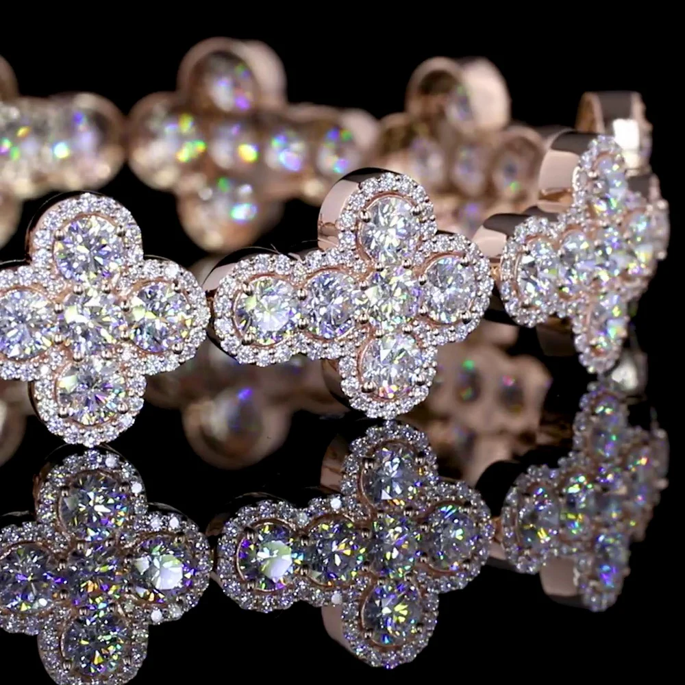 14K Rose Gold Quatrefoil Motif Bracelet with 16.09 Carats of Lab-Grown Brilliant Cut E-VS1 Diamonds - Covaloro Fine Jewelry - Image 2