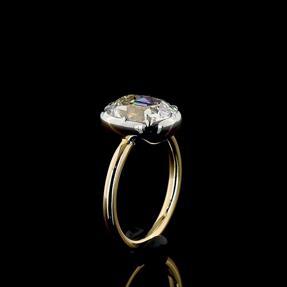 14K Two Tone Antique Cushion Cut Solitaire Ring with 3.64 Carat Lab Grown Diamond - E-F VS1 Clarity, IGI Certified - Covaloro Fine Jewelry - Image 4