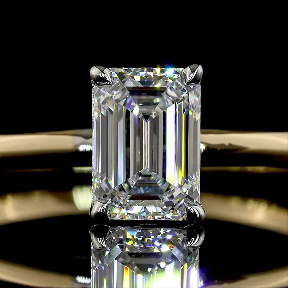 14K Two Tone Emerald Cut Lab Diamond Solitaire Ring - 1.08 Carat D VS1 IGI Certified - Covaloro Fine Jewelry - Image 2