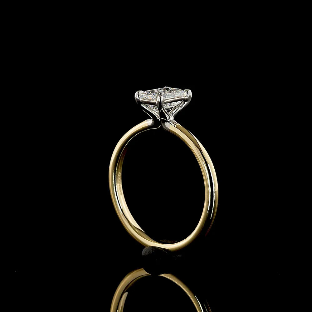 14K Two Tone Emerald Cut Lab Diamond Solitaire Ring - 1.08 Carat D VS1 IGI Certified - Covaloro Fine Jewelry - Image 3