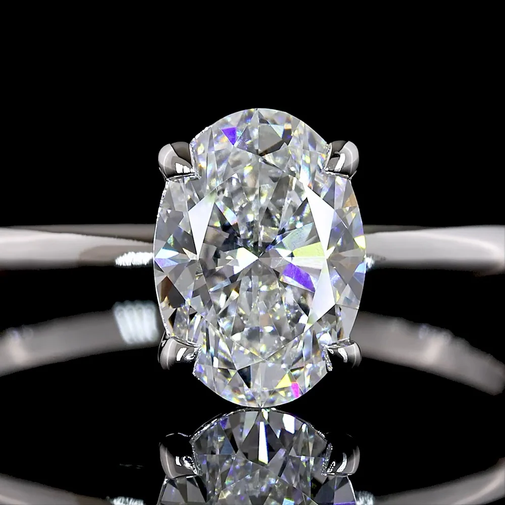 14K Two Tone Oval Cut Solitaire Ring with Lab Grown D VVS2 Diamond - 1.10 Carat Total Weight, IGI Certified - Covaloro Fine Jewelry - Image 2