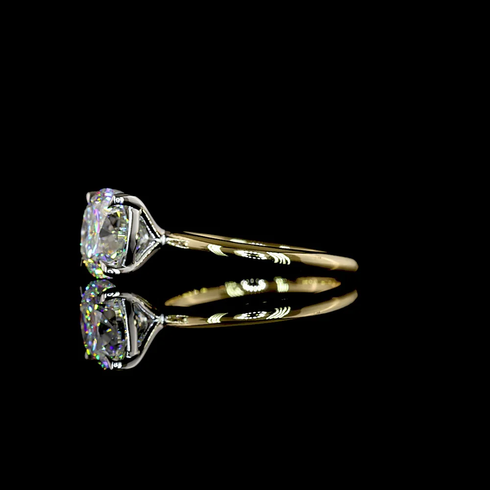 14K Two Tone Solitaire Ring with 3.04 Carat Square Cushion Brilliant Cut Lab Diamond - E VVS2 IGI Certified - Covaloro Fine Jewelry - Image 3