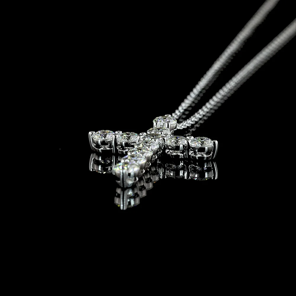 14K White Gold 1.00 Carat Round Brilliant Lab Diamond Cross Pendant with Prong Set E-F VS Diamonds - Covaloro Fine Jewelry - Image 4
