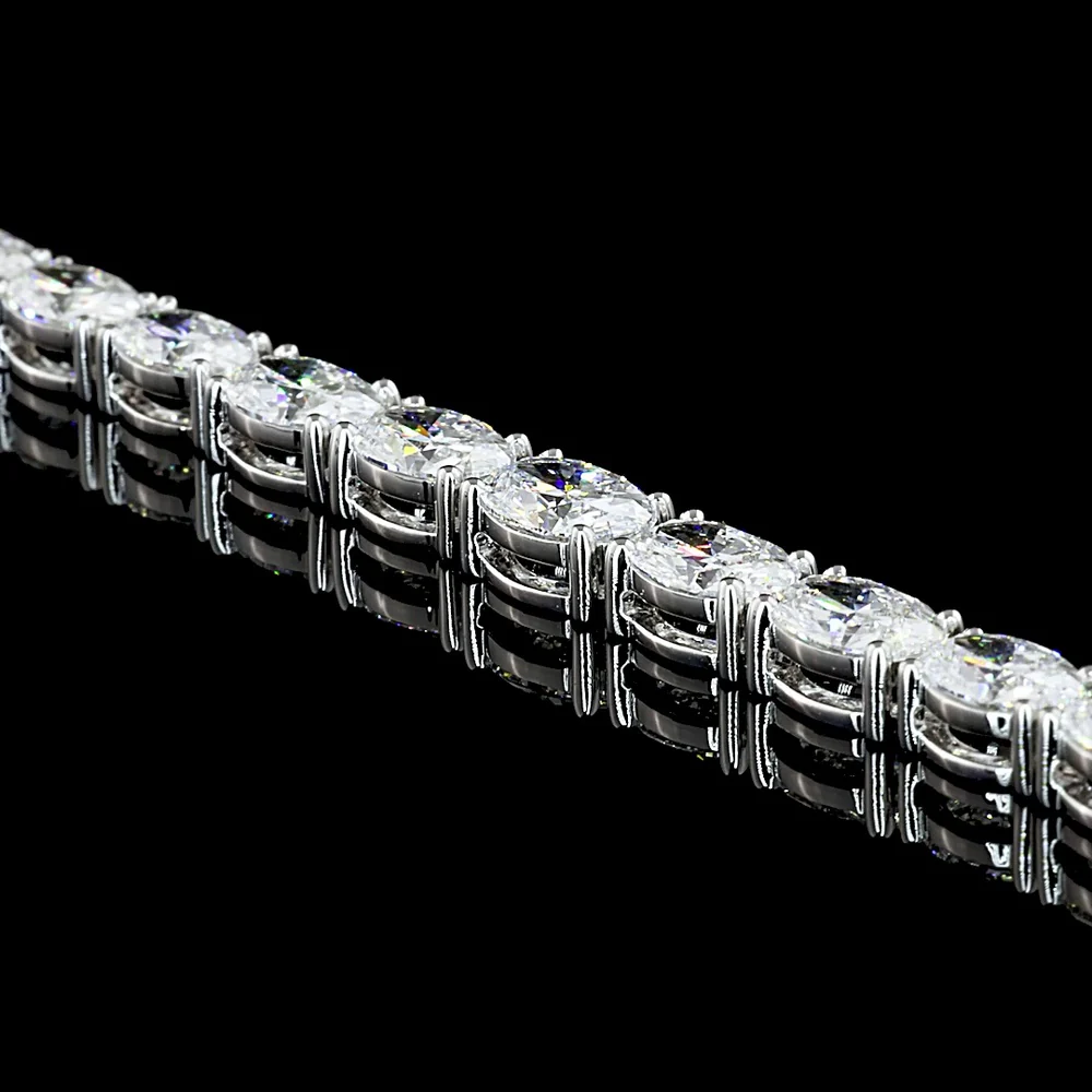 14K White Gold 12.56 Carat Riviera Necklace with East-West Set Oval Lab Diamonds in E-F Color and VS1 Clarity - Covaloro Fine Jewelry - Image 4