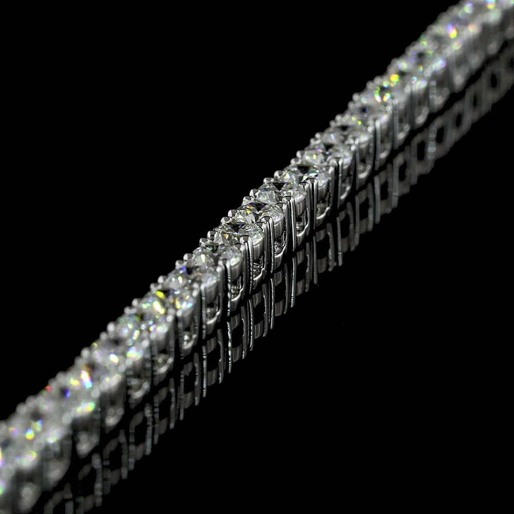 14K White Gold 157-Stone Round Brilliant Cut Diamond Tennis Necklace - 6.96 Carat Total Weight, E-F Color, VS+ Clarity - Covaloro Fine Jewelry - Image 4