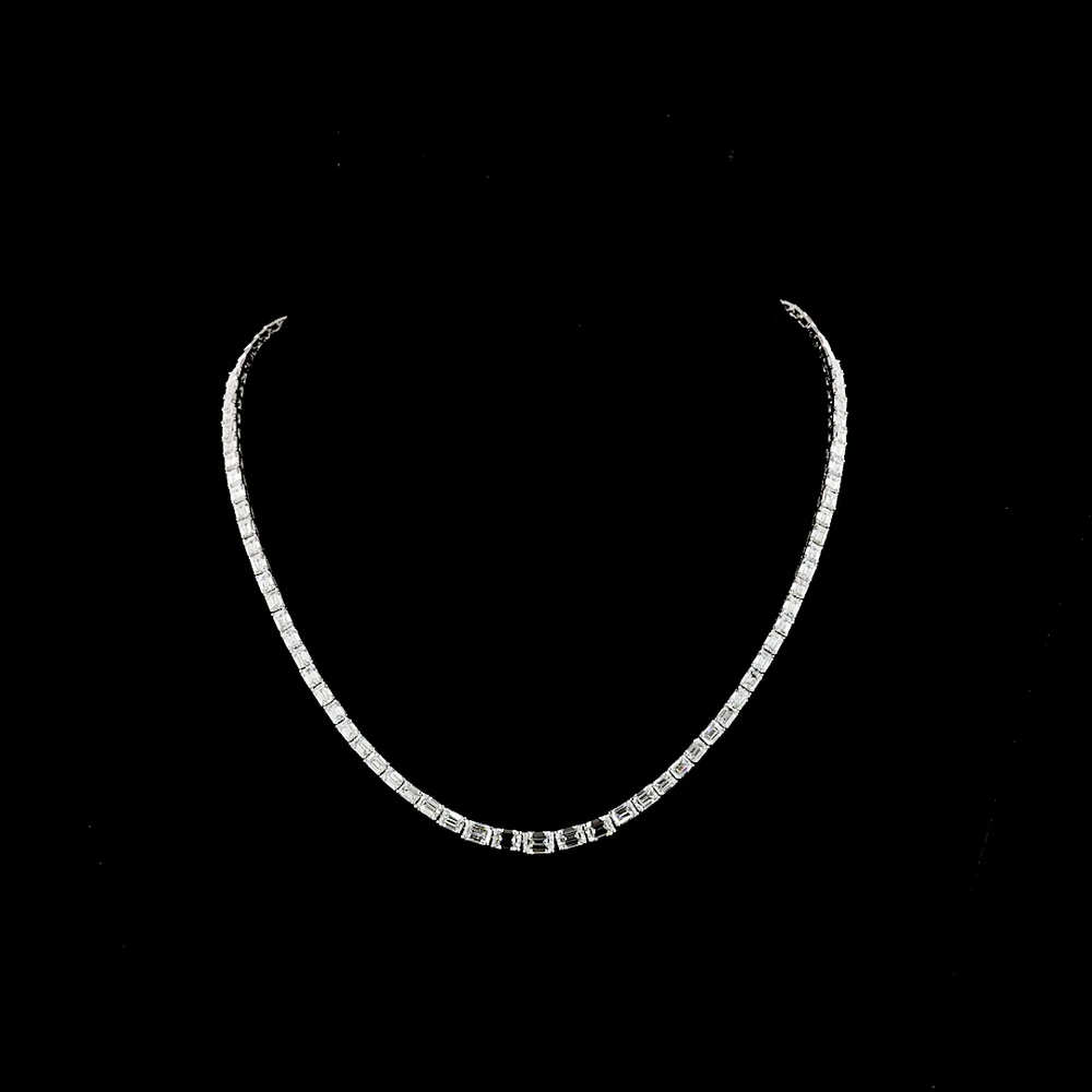 14K White Gold 17" Graduated Riviera Necklace with 13.75 Carats of Emerald Cut Lab Diamonds in E-F VS Quality - Covaloro Fine Jewelry