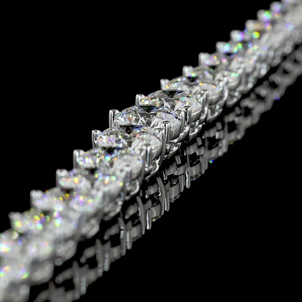14K White Gold 18.07 Carats Total Weight Round Brilliant Lab Diamond Riviera Necklace with Graduated Prong Set Stones - E-F Color VS Clarity - Covaloro Fine Jewelry - Image 4