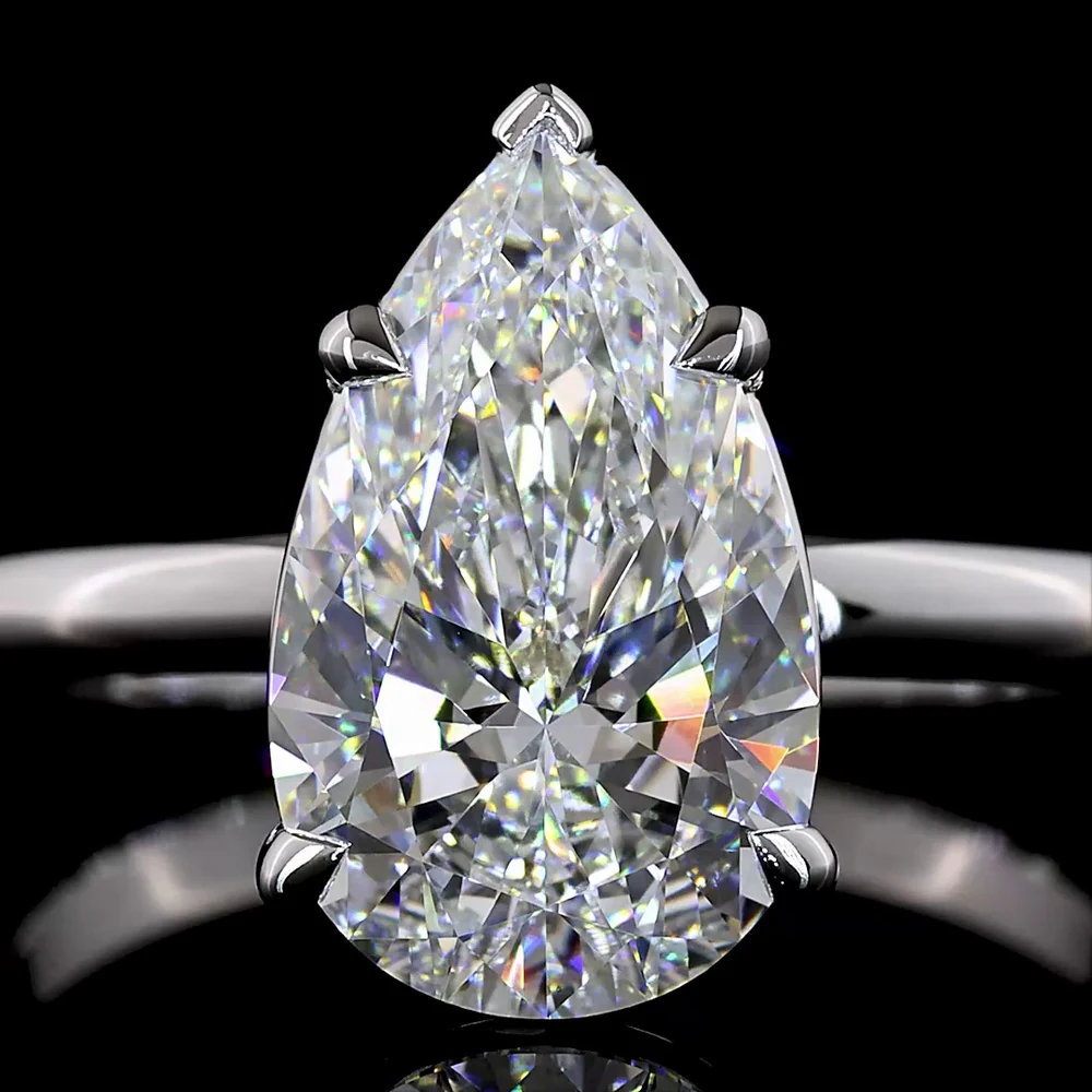 14K White Gold 2.63 Carat Pear Shaped Lab Diamond Solitaire Ring - E VVS2 Clarity with IGI Certification - Covaloro Fine Jewelry - Image 2