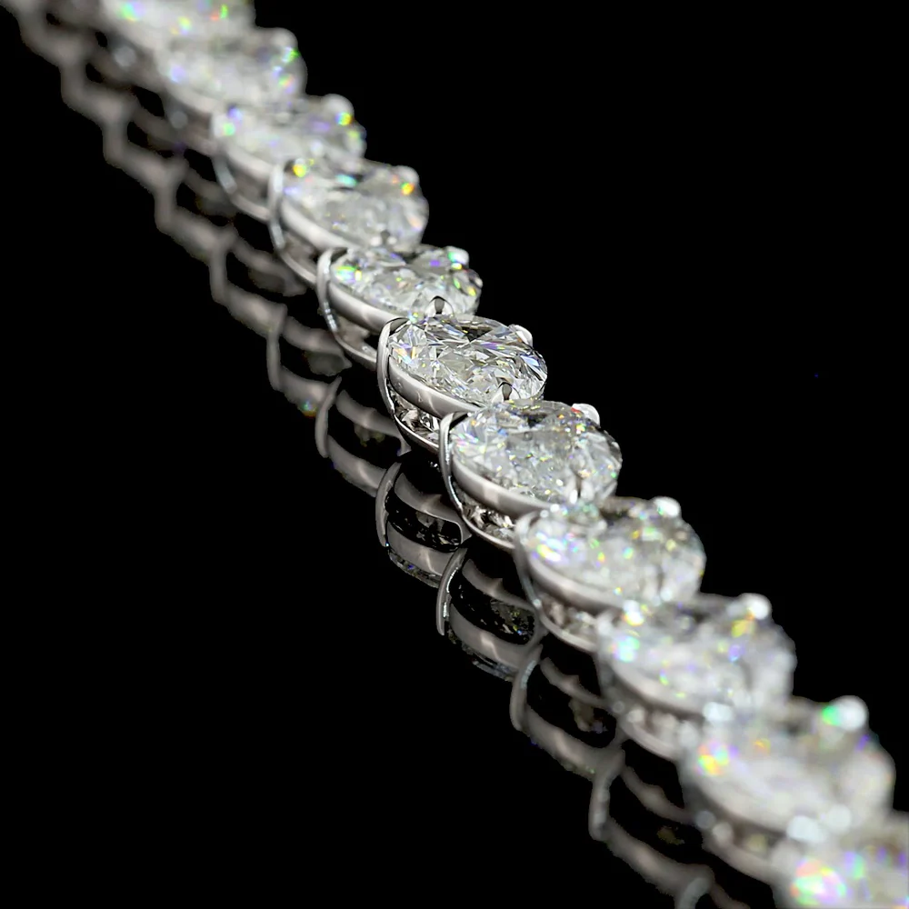 14K White Gold 38.67 Carat Pear Shape Diamond Lariat Necklace with North-South Prong Set Lab Diamonds - E-F VS1 - Covaloro Fine Jewelry - Image 3