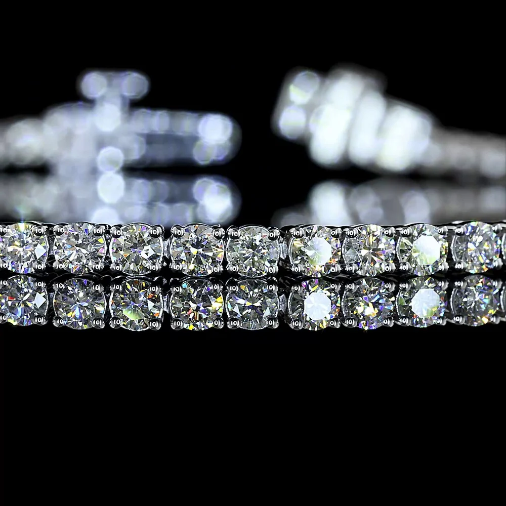 14K White Gold 7-Inch Tennis Bracelet with 76 Prong-Set Round Brilliant Cut Natural Diamonds - 2.95 Carat Total Diamond Weight - Covaloro Fine Jewelry - Image 2