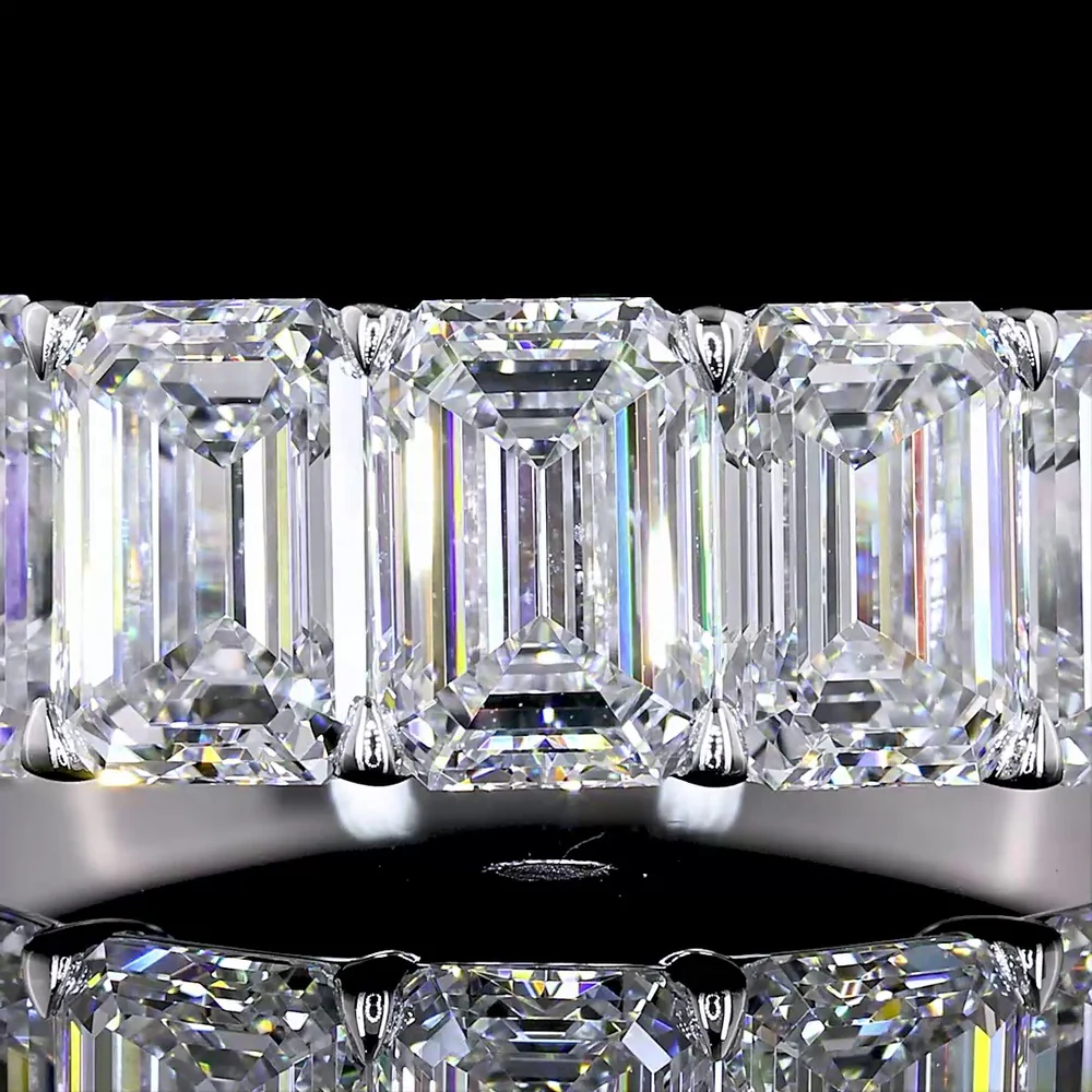 14K White Gold 7 Stone Eternity Band with 4.1 Carat Total Weight Emerald Cut Lab Diamonds E-F Color VS Clarity - Covaloro Fine Jewelry - Image 2