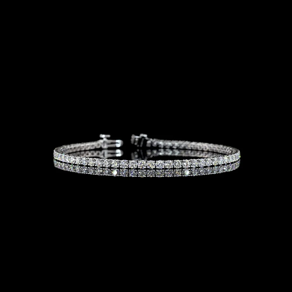 14K White Gold 7" Tennis Bracelet with 64 Prong-Set Round Lab Diamonds - 4.00 Carat Total Weight E-F VS1 - Covaloro Fine Jewelry