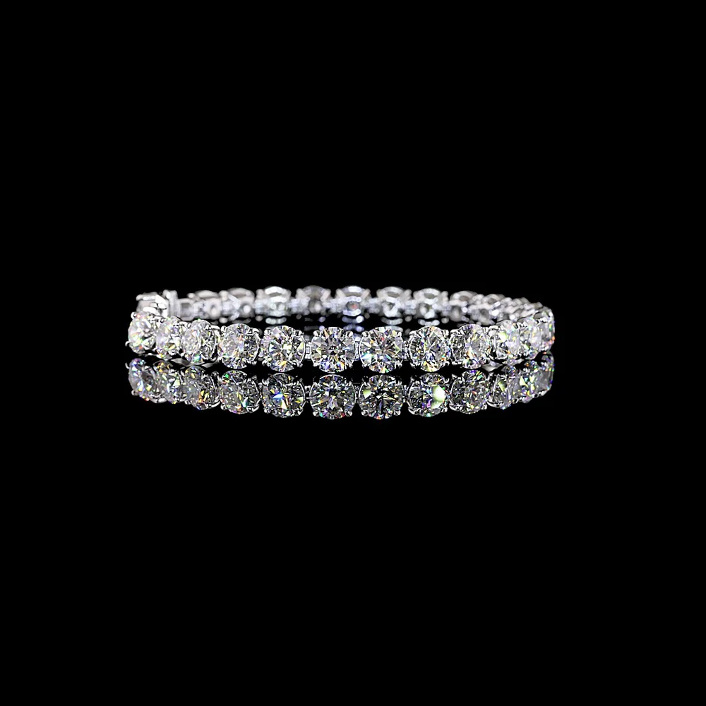 14K White Gold 8" Tennis Bracelet with 26 Round Brilliant Cut Lab Diamonds - 26.76 Carat Total Weight - Covaloro Fine Jewelry