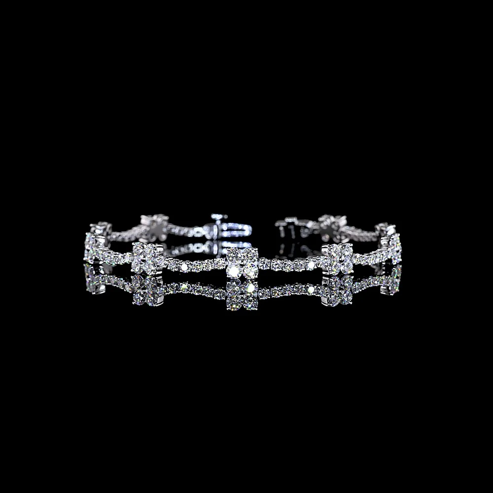 14K White Gold Alternating Round Cut Lab Diamond Tennis Bracelet - 4.66 Carat Total Weight, E-F Color VS1 Clarity - Covaloro Fine Jewelry