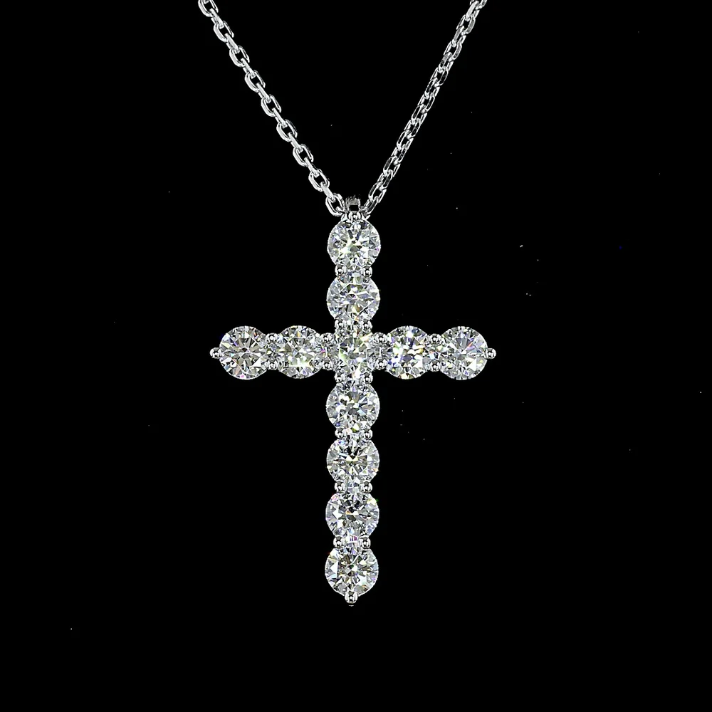 14K White Gold Cross Pendant with 11 Round Brilliant Cut Lab Diamonds - 1.01 Carat Total Weight, E-F Color VS1 Clarity - Covaloro Fine Jewelry - Image 2