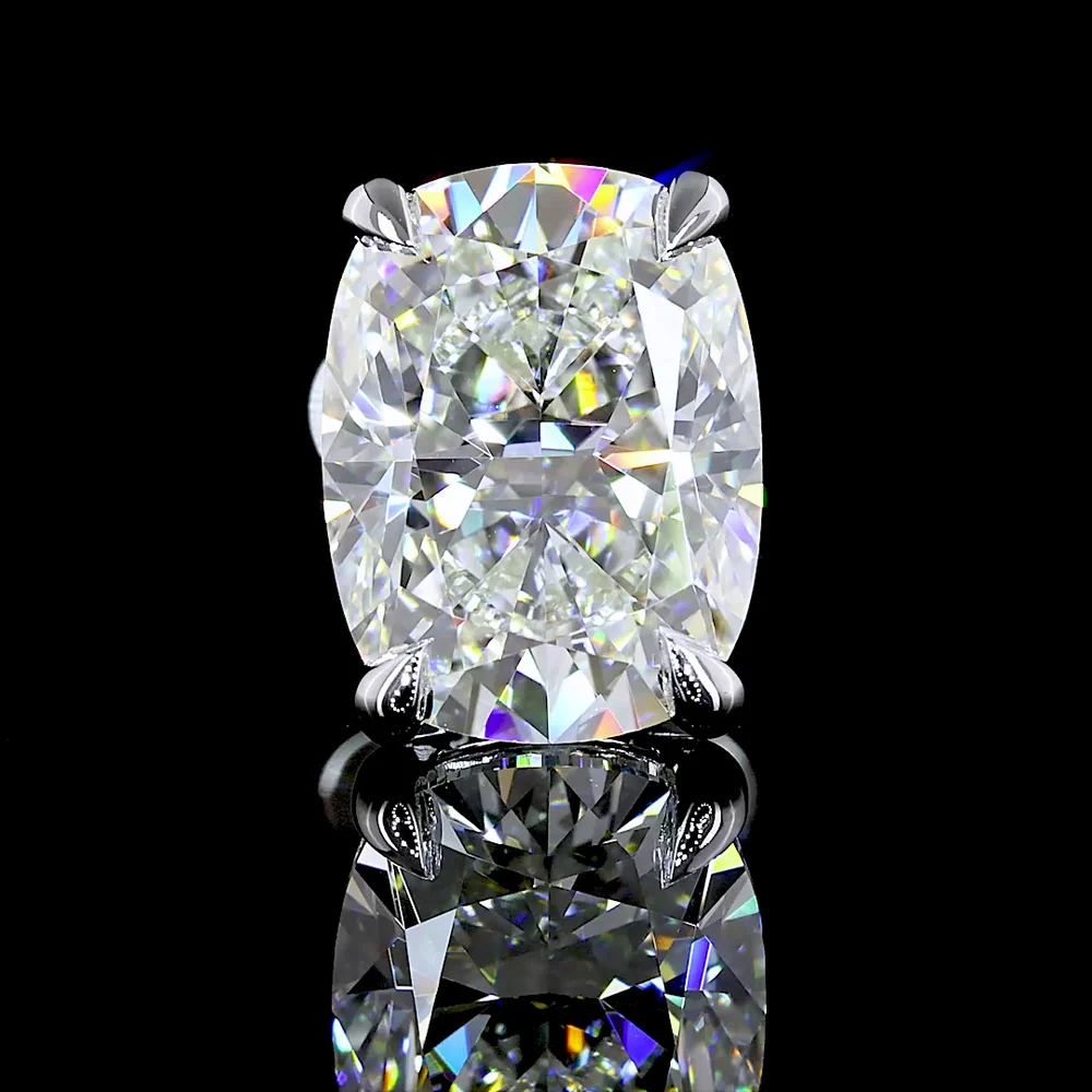 14K White Gold Cushion Brilliant Lab Diamond Stud Earrings - 4.23 Carat Total Weight, G-H Color VVS2 Clarity - Covaloro Fine Jewelry - Image 3