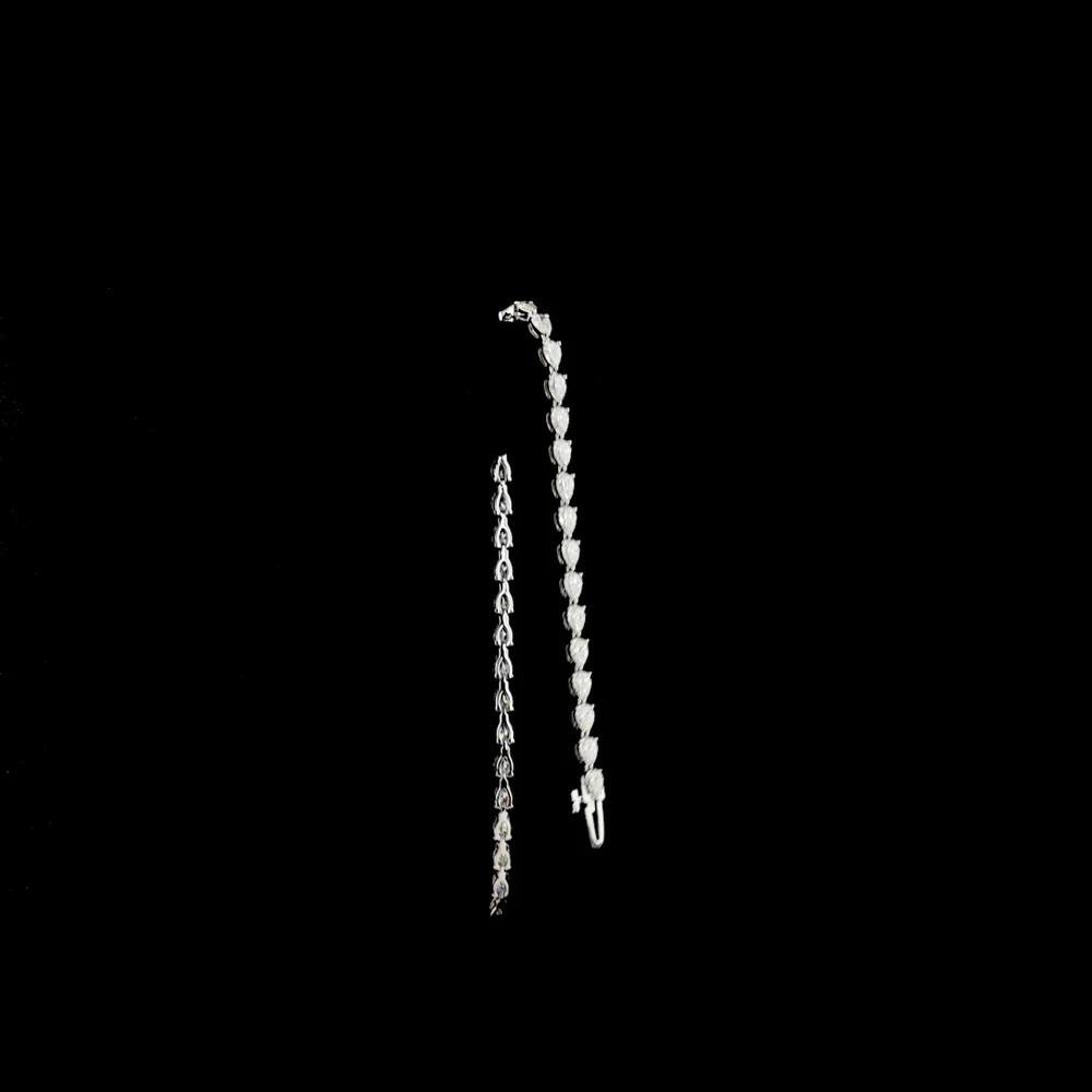 14K White Gold East-West Pear Shape Lab Diamond Tennis Bracelet - 3.98 Carat Total Weight, 39 Stones, E-F Color VS Clarity - Covaloro Fine Jewelry - Image 3