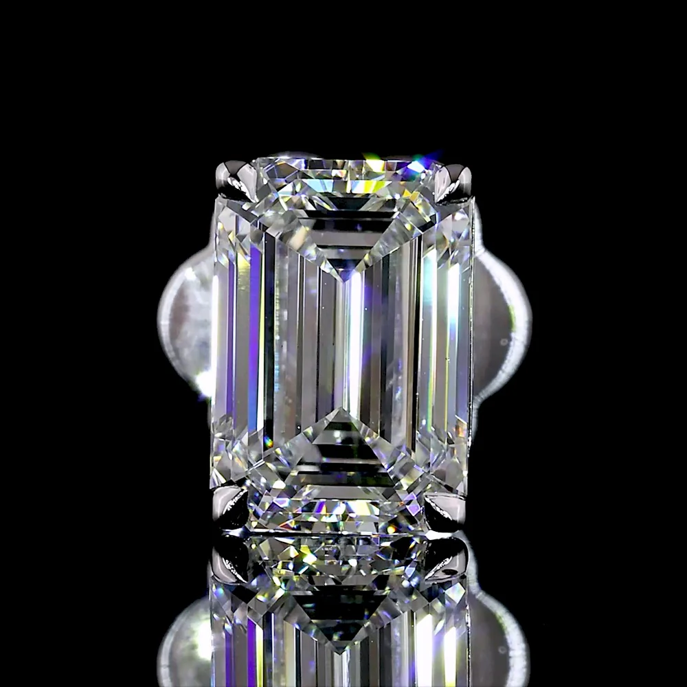 14K White Gold Emerald Cut Lab Diamond Stud Earrings - 2.02 Carat Total Weight, E-F Color VS1 Clarity - Covaloro Fine Jewelry - Image 3