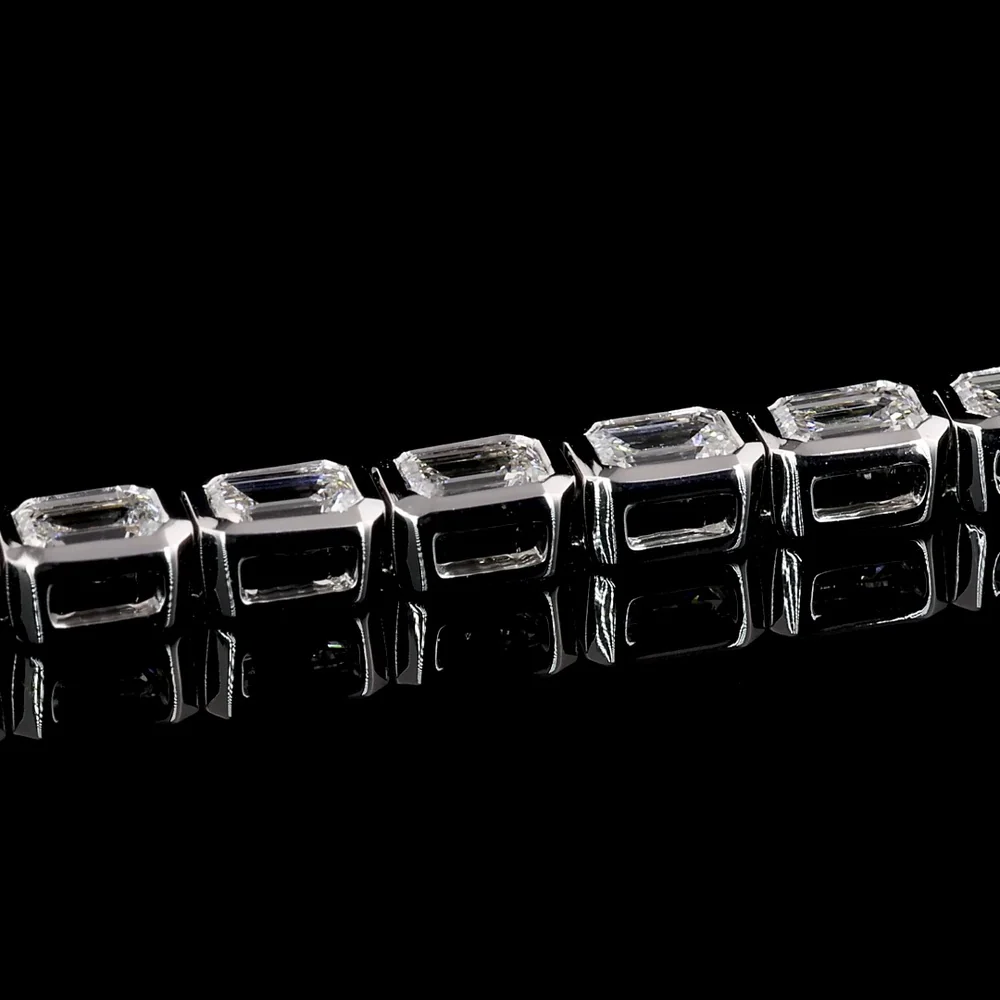 14K White Gold Emerald Cut Lab Diamond Tennis Bracelet with East-West Bezel Setting - 4.21 Carat Total Weight, 40 Stones - Covaloro Fine Jewelry - Image 4