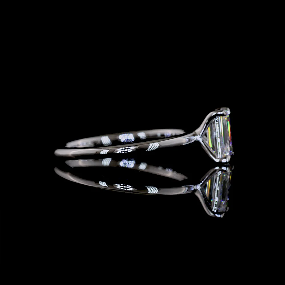 14K White Gold Emerald Cut Solitaire Ring with 1.04 Carat Lab Grown D VS1 Diamond - IGI Certified - Covaloro Fine Jewelry - Image 2