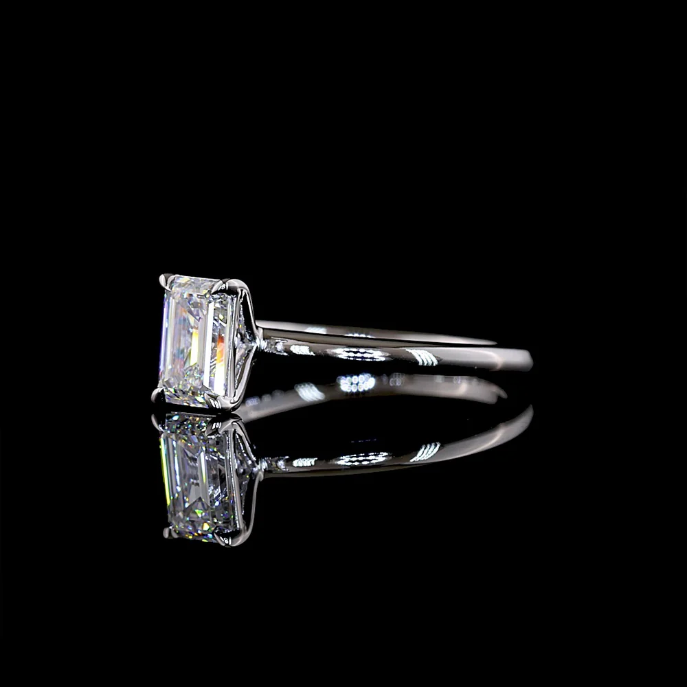 14K White Gold Emerald Cut Solitaire Ring with 1.04 Carat Lab Grown D VS1 Diamond - IGI Certified - Covaloro Fine Jewelry - Image 3