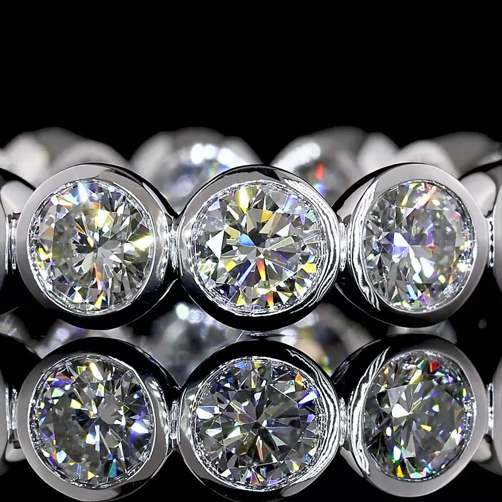 14K White Gold Eternity Band with 14 Bezel-Set Round Lab Diamonds - 3.11 Carat Total Weight, E-F Color, VS1 Clarity - Covaloro Fine Jewelry - Image 2