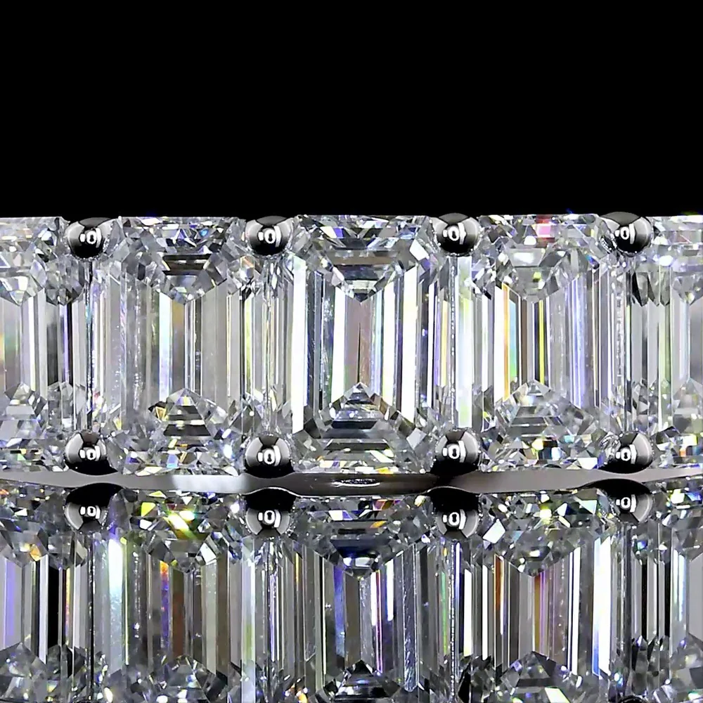 14K White Gold Five Stone Emerald Cut Diamond Band with E-F VS1 Lab Diamonds - 0.97 Total Carat Weight - Covaloro Fine Jewelry - Image 2