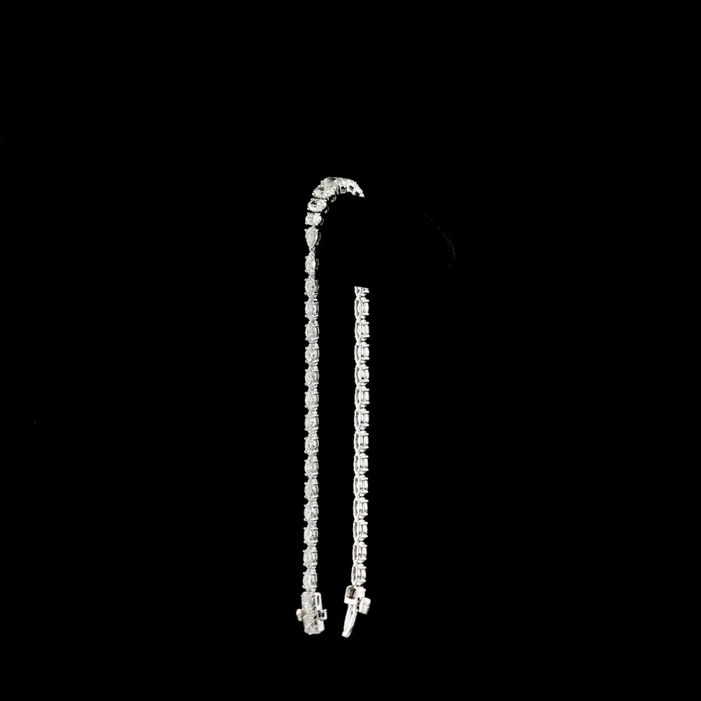 14K White Gold Graduated Riviera Bracelet with Mixed Oval and Round Lab Diamonds - 3.51 Carat Total Weight - Covaloro Fine Jewelry - Image 3