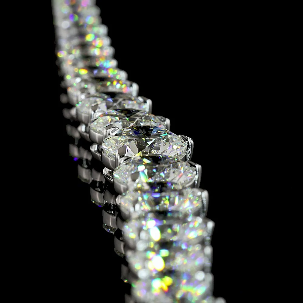 14K White Gold Graduated Riviera Necklace with 79 Round Cut Lab Diamonds - 50.07 Carat Total Weight, E-F VS1 Clarity - Covaloro Fine Jewelry - Image 3