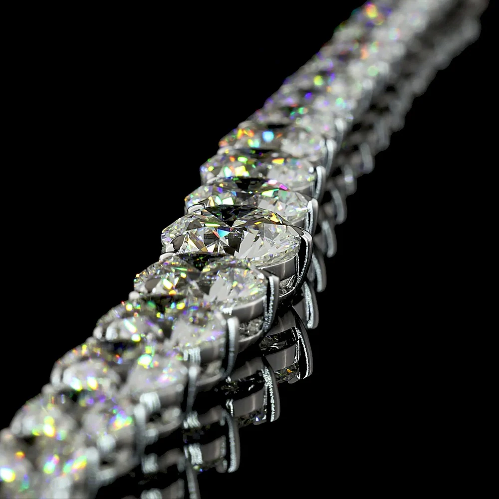 14K White Gold Graduated Riviera Necklace with 79 Round Cut Lab Diamonds - 50.07 Carat Total Weight, E-F VS1 Clarity - Covaloro Fine Jewelry - Image 4