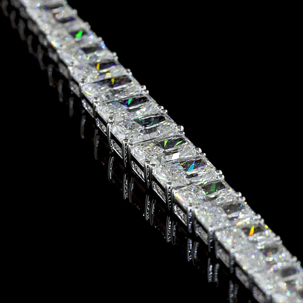 14K White Gold Graduating Riviera Necklace with 148 Radiant Cut Lab Diamonds - 19.66 Carat Total Weight, E-F Color VS2 Clarity - Covaloro Fine Jewelry - Image 3