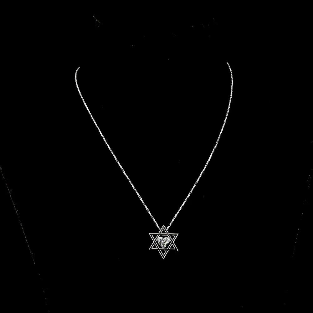 14K White Gold Heart Shape Lab Diamond Solitaire Pendant - Star of David Motif with 1.02 Carat E-F VVS2 Diamond - Covaloro Fine Jewelry - Image 4