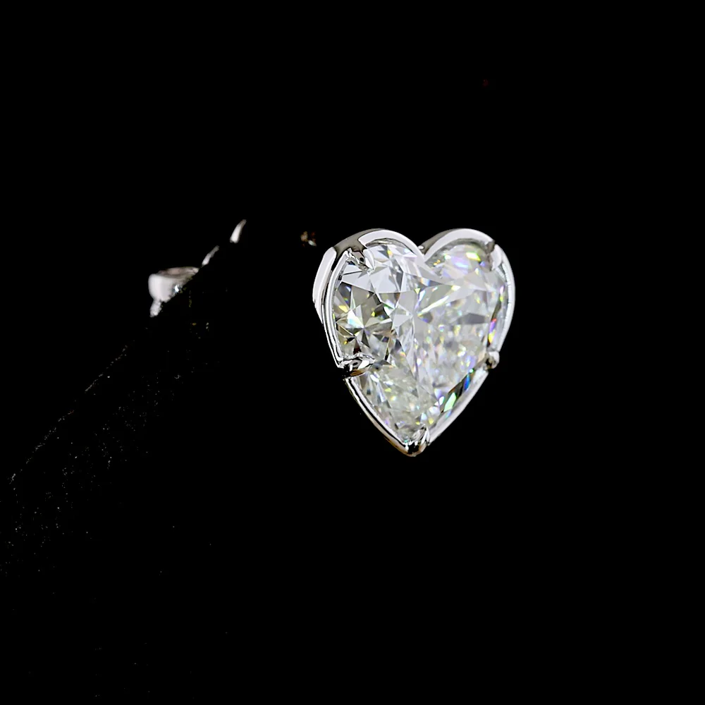 14K White Gold Heart Shape Lab Diamond Stud Earrings with Bezel-Prong Setting - 4.15 Carat Total Weight (E-F Color, VS1 Clarity) - Covaloro Fine Jewelry - Image 4
