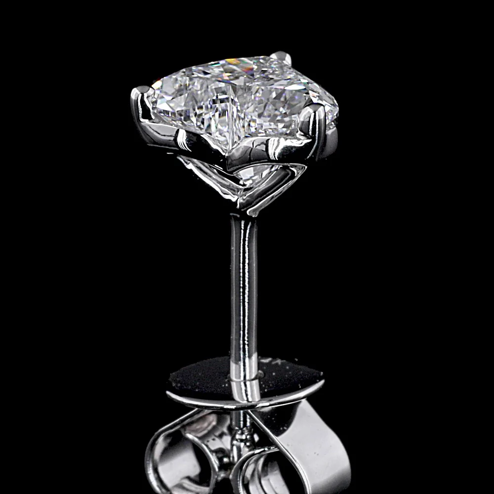 14K White Gold Heart-Shaped Lab Diamond Martini Stud Earrings - 1.11 Carats Total Diamond Weight (E-F Color, VS2 Clarity) - Covaloro Fine Jewelry - Image 4