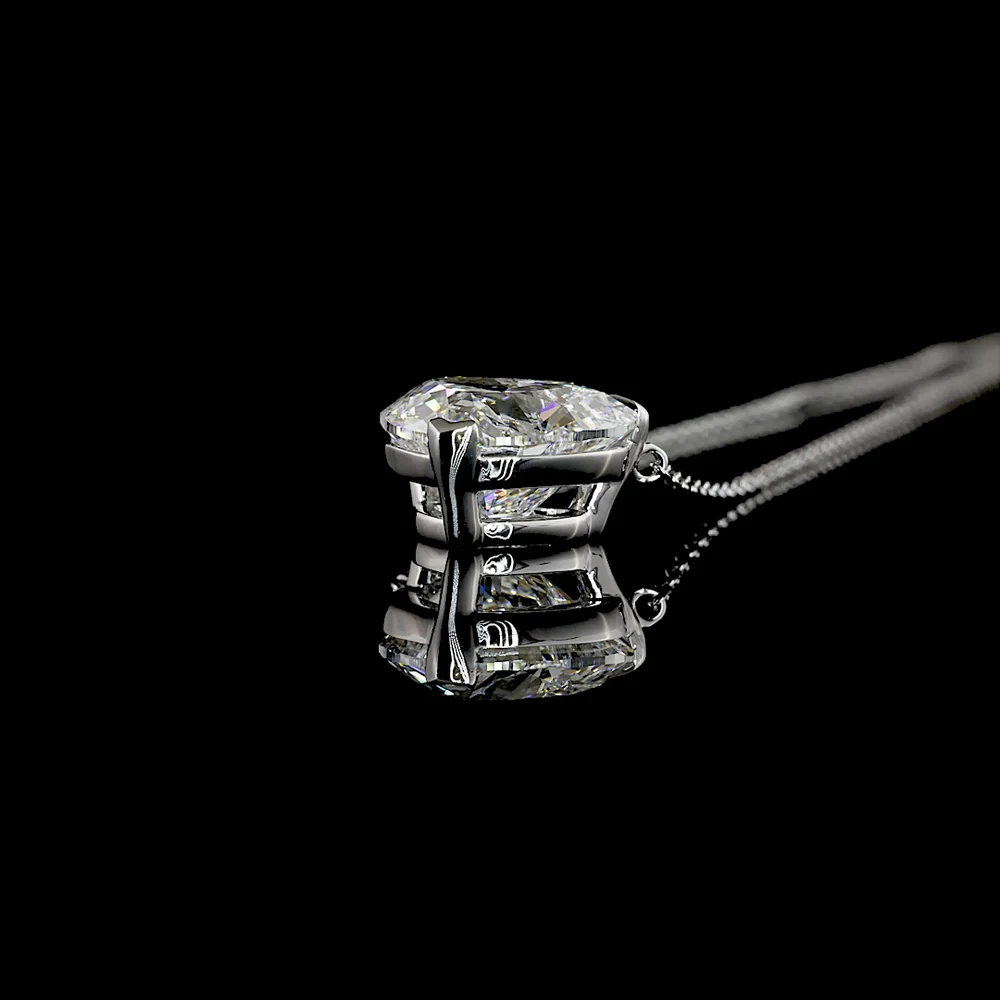 14K White Gold Heart Shaped Solitaire Pendant with 3.51 Carat Lab-Grown Diamond (E-F Color, VS1 Clarity) - Covaloro Fine Jewelry - Image 3