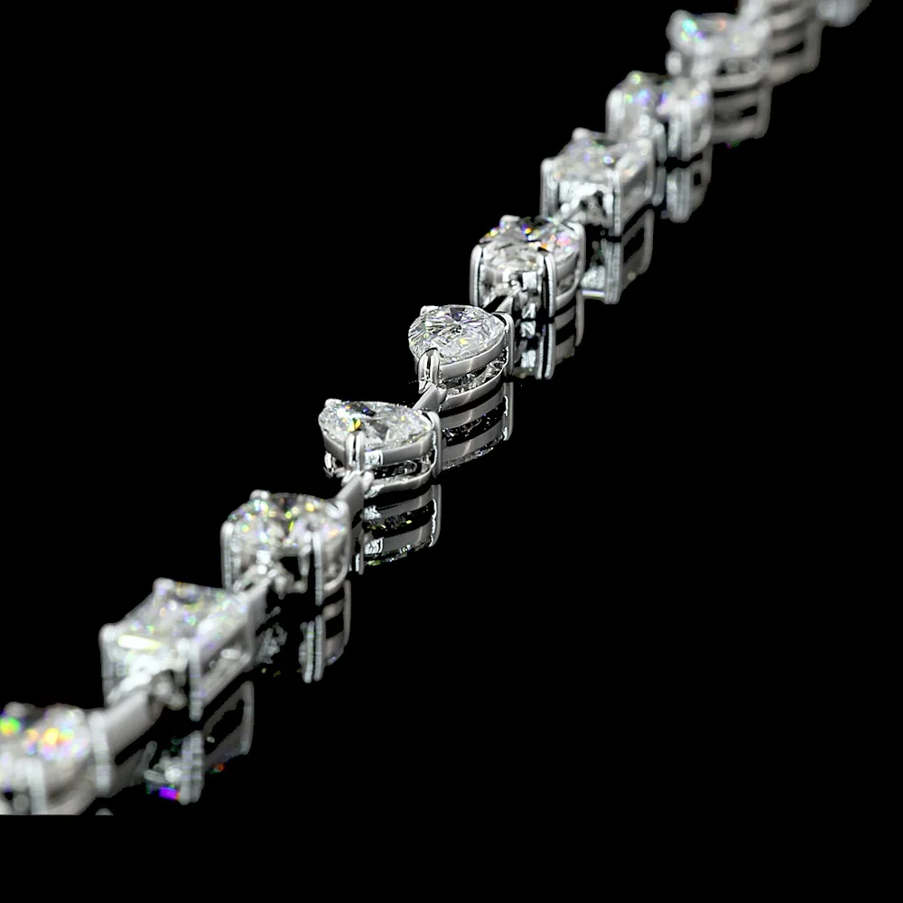 14K White Gold Mixed Shape Lariat Necklace with Pear Heart Emerald and Oval Lab Diamonds - 18.91 Carat Total Weight - Covaloro Fine Jewelry - Image 4