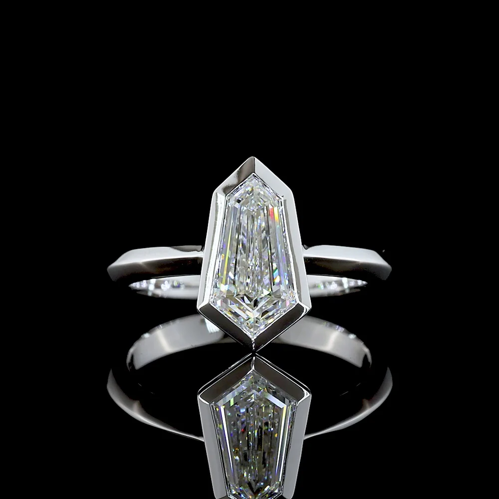 14K White Gold North-South Kite Cut Solitaire Ring with Bezel Set Lab Diamond - 1.66 Carat Total Weight E-F VS1 - Covaloro Fine Jewelry