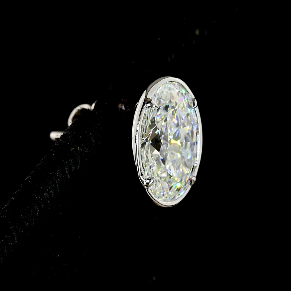 14K White Gold Oval Cut Lab Diamond Stud Earrings with Bezel-Prong Setting - 4.07 Carat Total Weight, E-F VS2 - Covaloro Fine Jewelry - Image 4