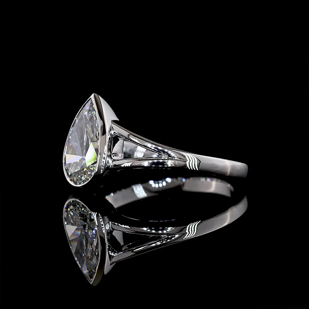 14K White Gold Pear Shape Bezel Set Solitaire Ring with 1.55 Carat Lab Grown F VVS2 Diamond - North-South Orientation - Covaloro Fine Jewelry - Image 3