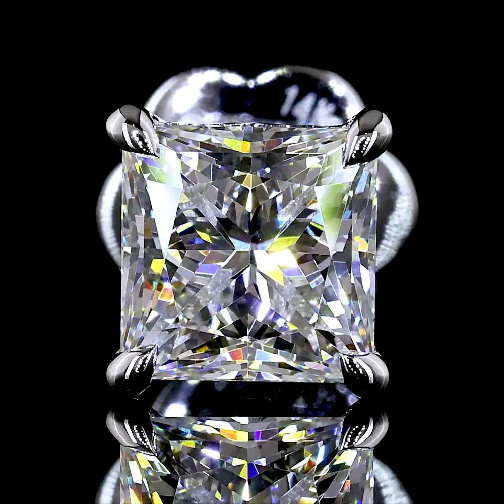 14K White Gold Princess Cut Lab Diamond Stud Earrings - 2.59 Carat Total Weight, D VVS2 Clarity, IGI Certified - Covaloro Fine Jewelry - Image 3