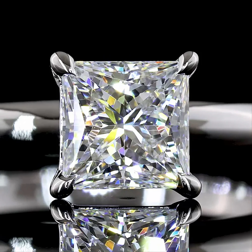14K White Gold Princess Cut Solitaire Ring with 1.02 Carat Lab Diamond (E-F Color, VVS2 Clarity) - IGI Certified - Covaloro Fine Jewelry - Image 2