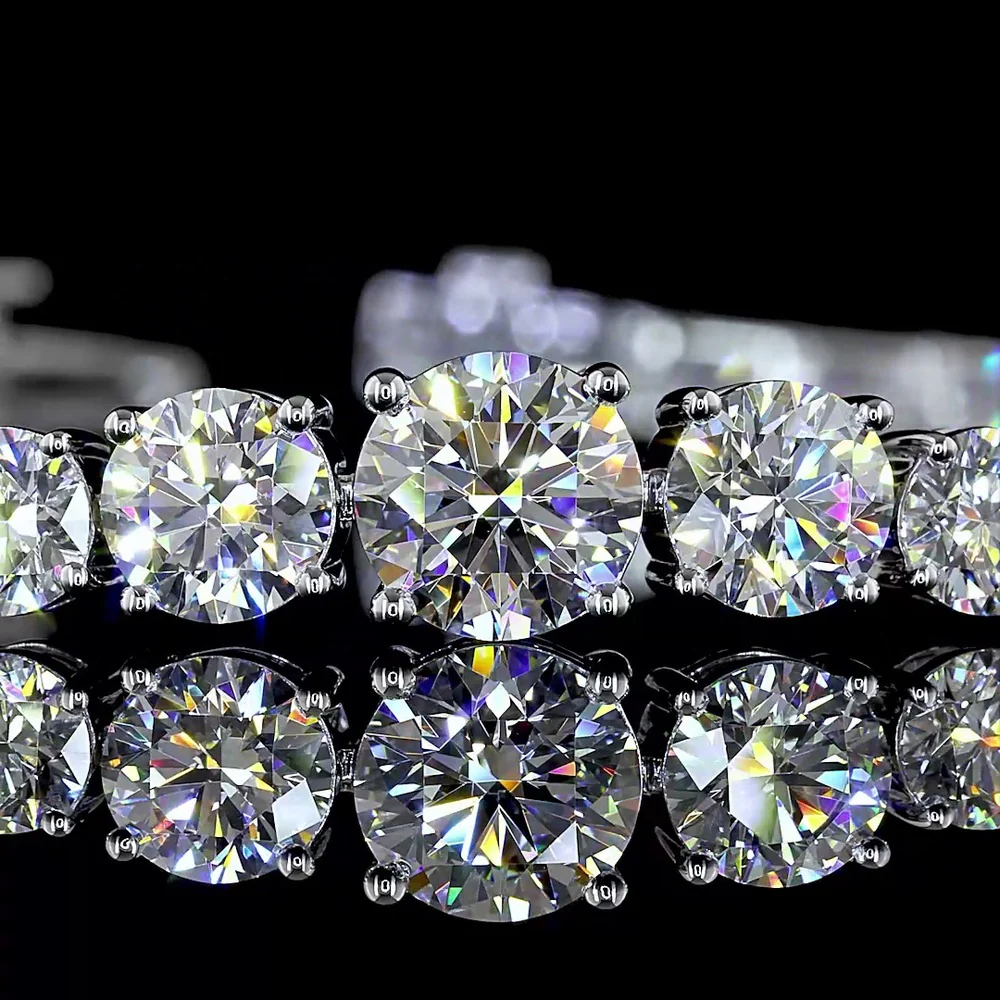 14K White Gold Riviera Bracelet with Graduated Round Lab Diamonds - 10.51 Carats Total Diamond Weight - Covaloro Fine Jewelry - Image 2