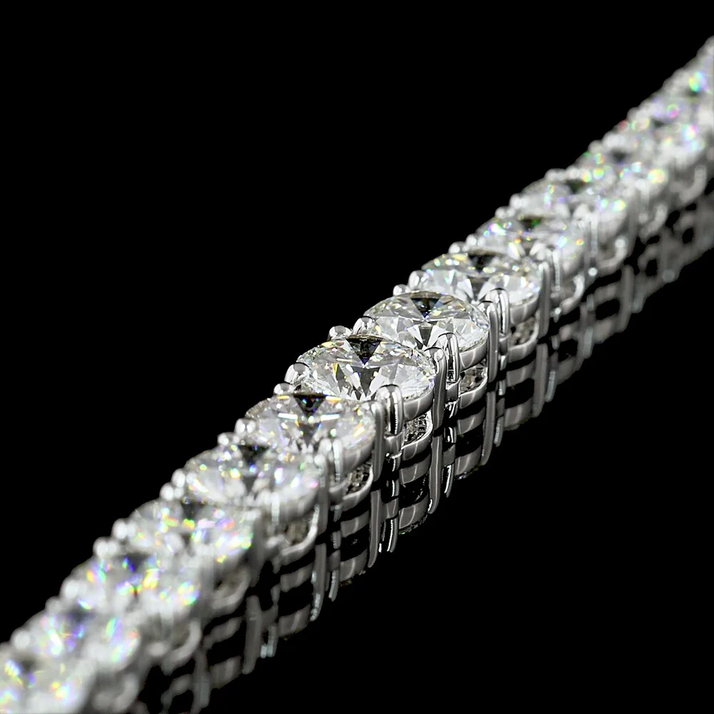 14K White Gold Riviera Necklace with Graduated Round Lab Diamonds - 14.26 Carat Total Weight - Covaloro Fine Jewelry - Image 4