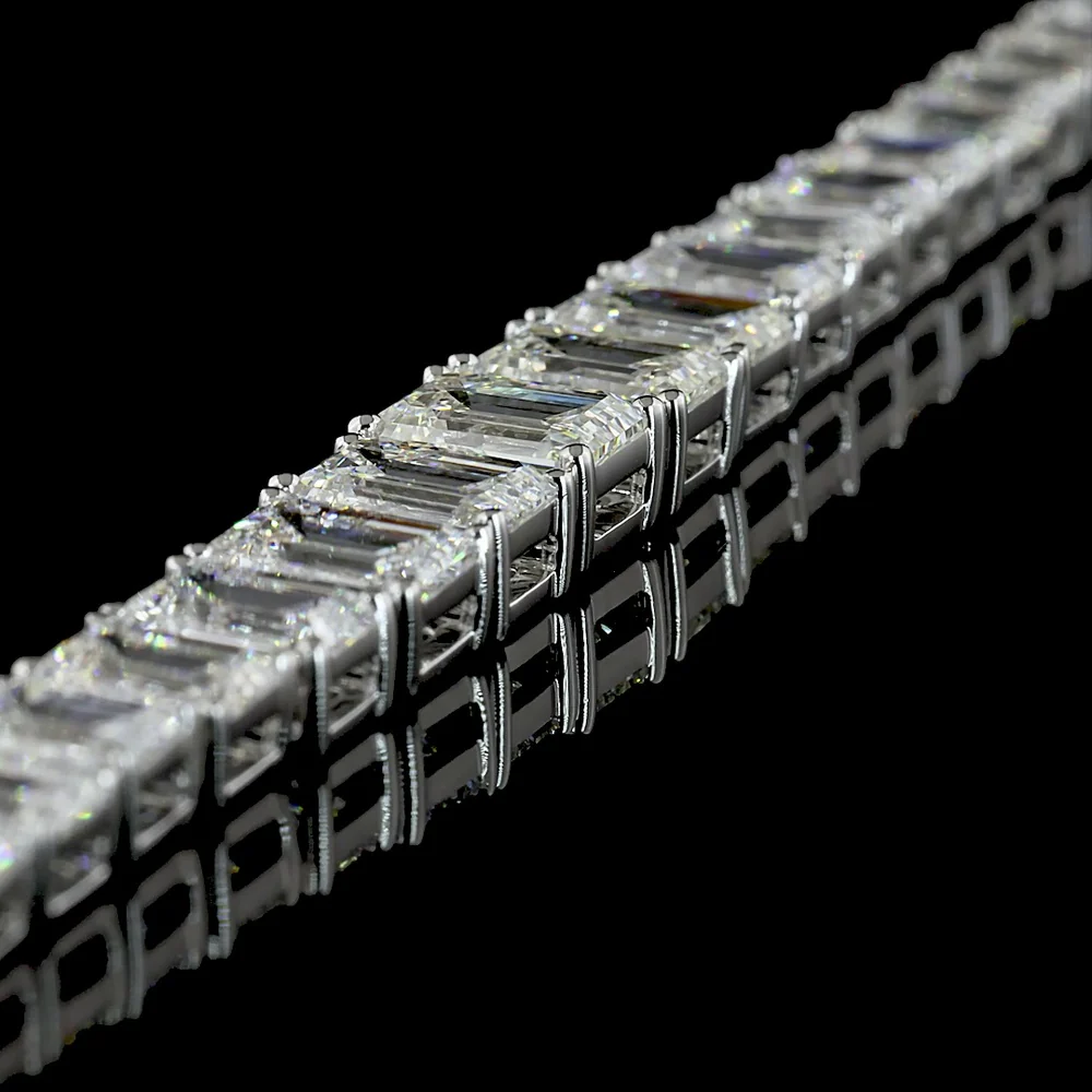 14K White Gold Riviera Necklace with Graduating Emerald Cut Lab Diamonds - 20.43 Carats Total Diamond Weight - Covaloro Fine Jewelry - Image 4