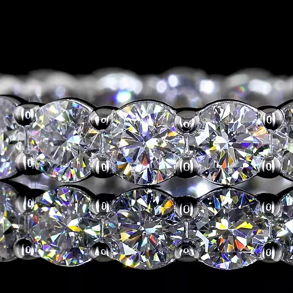 14K White Gold Round Brilliant Cut Lab Diamond Eternity Band - 2.01 Carat Total Weight with 21 Stones E-F VS1 Clarity - Covaloro Fine Jewelry - Image 2