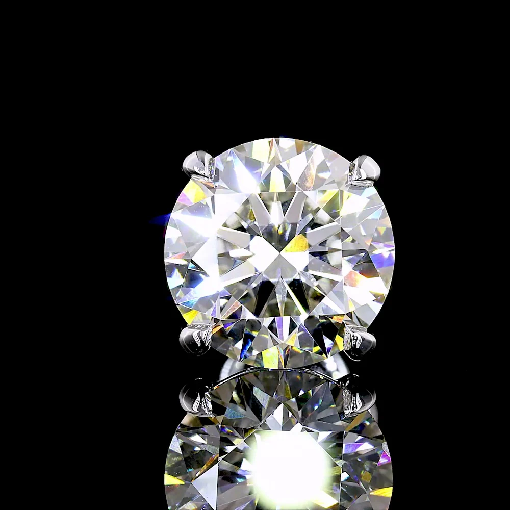 14K White Gold Round Brilliant Cut Lab Diamond Stud Earrings - 5.43 Carat Total Weight, IGI Certified VS1 Clarity - Covaloro Fine Jewelry - Image 3