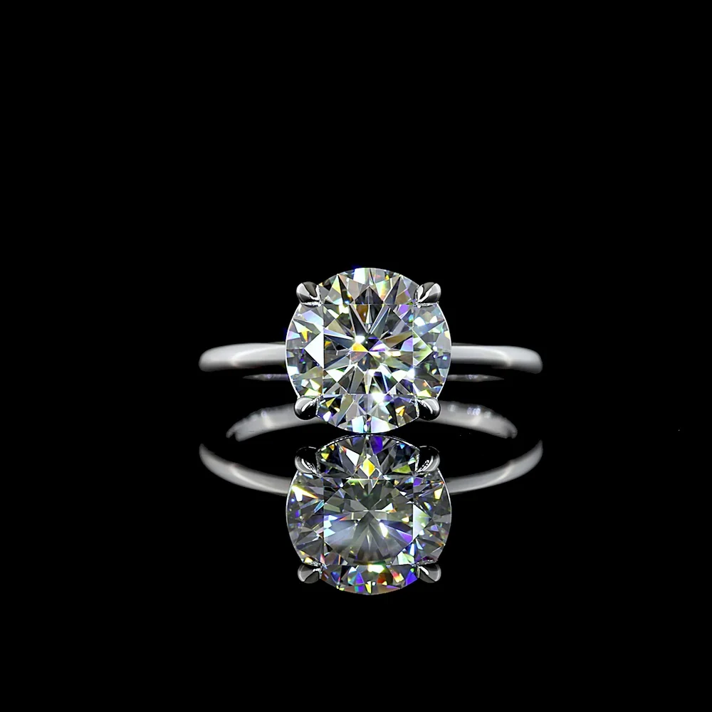 14K White Gold Solitaire Engagement Ring with 3.02 Carat Round Brilliant Lab Diamond - E VVS2 IGI Certified Quality - Covaloro Fine Jewelry