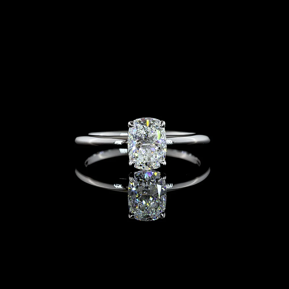 14K White Gold Solitaire Ring with 1.07 Carat Cushion Brilliant Lab Diamond - E-F Color VVS2 Clarity with IGI Certification - Covaloro Fine Jewelry